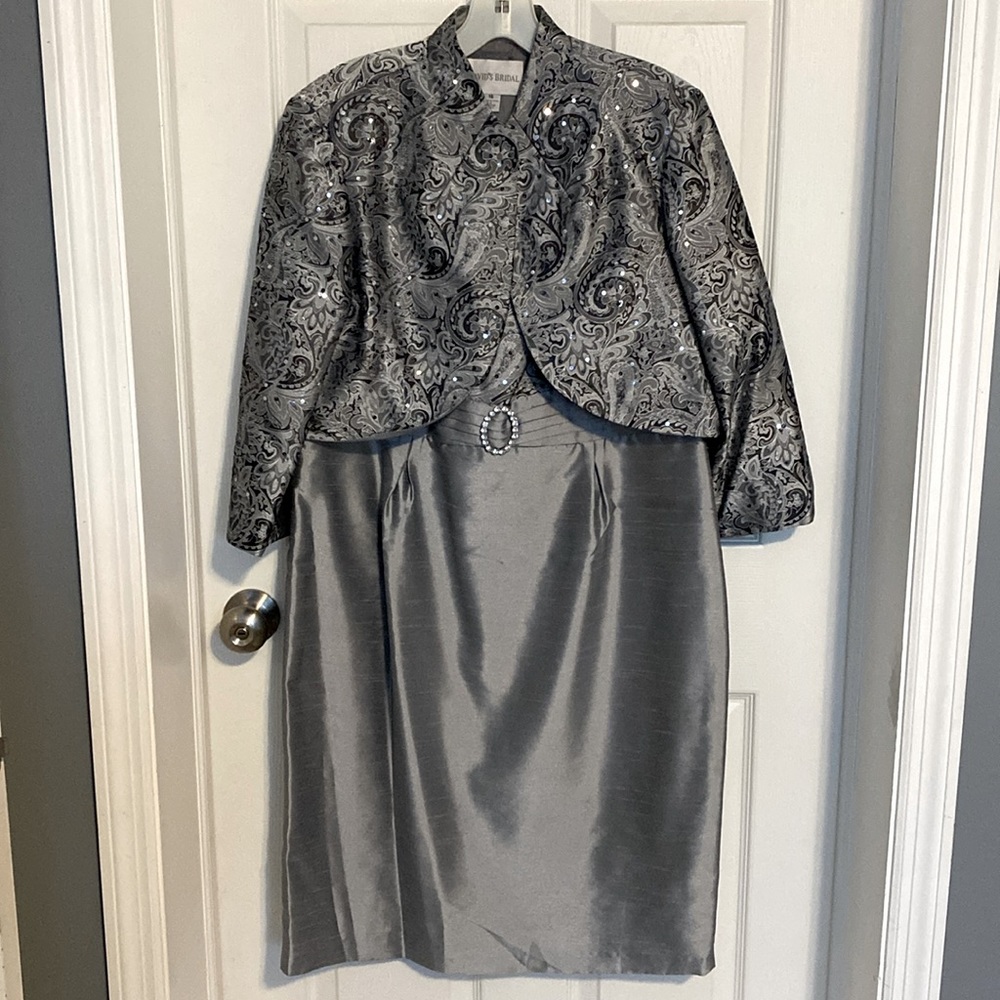 EUC David’s Bridal Mothers Dress